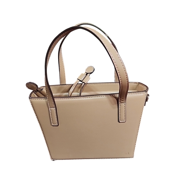 Express NYC Brand new bucket bag - Picture 7 of 13